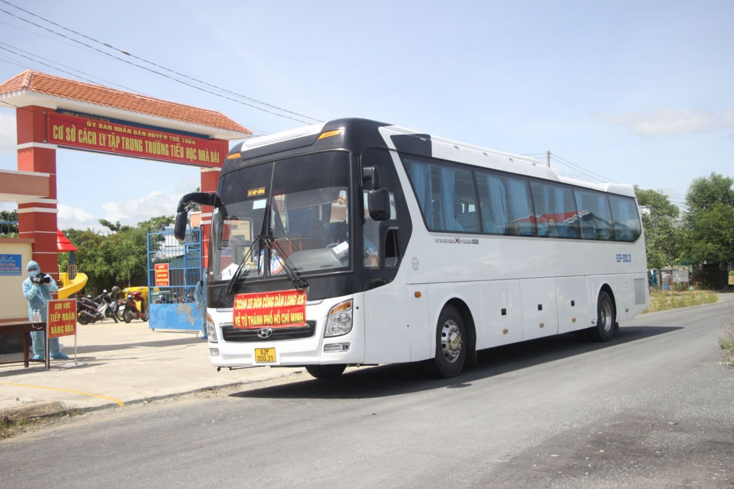 Tỉnh Long An đón 171 người dân trở về địa phương