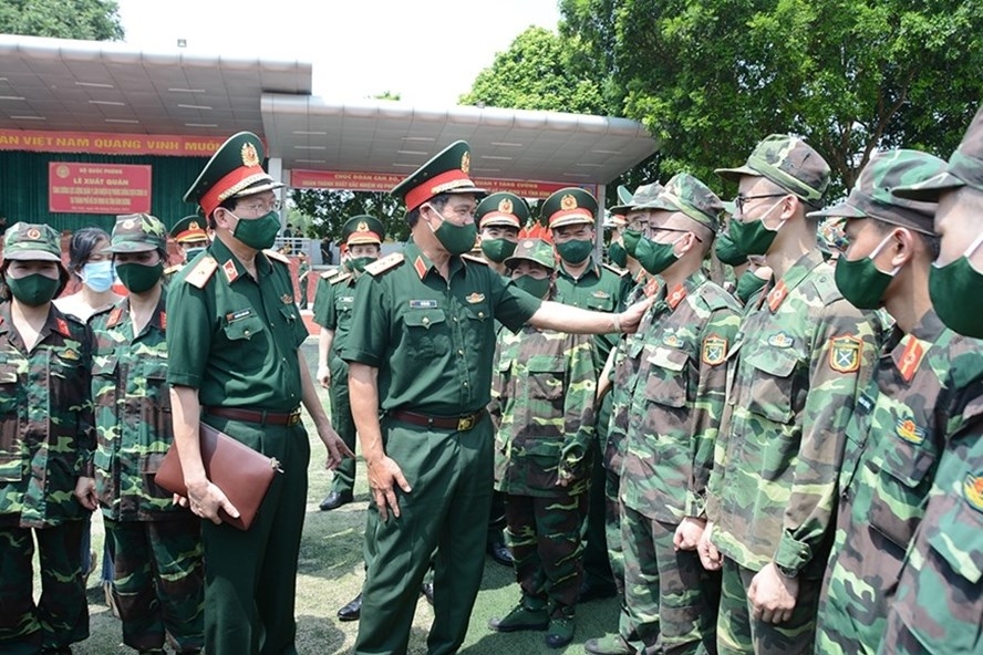 Bộ Quốc phòng tăng cường lực lượng vào miền Nam chống dịch Covid-19