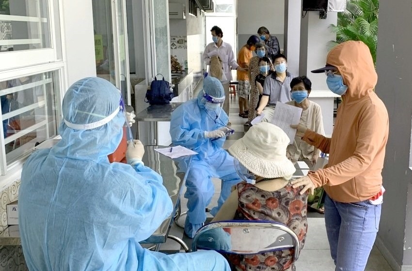 Tin tức Covid-19 ngày 23/8: TP HCM đưa toàn bộ người lang thang, cơ nhỡ vào nơi ổn định tạm thời