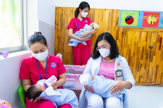 Tin tức Covid-19 ngày 25/8: TP HCM khánh thành trung tâm chăm sóc trẻ sơ sinh có mẹ mắc Covid-19