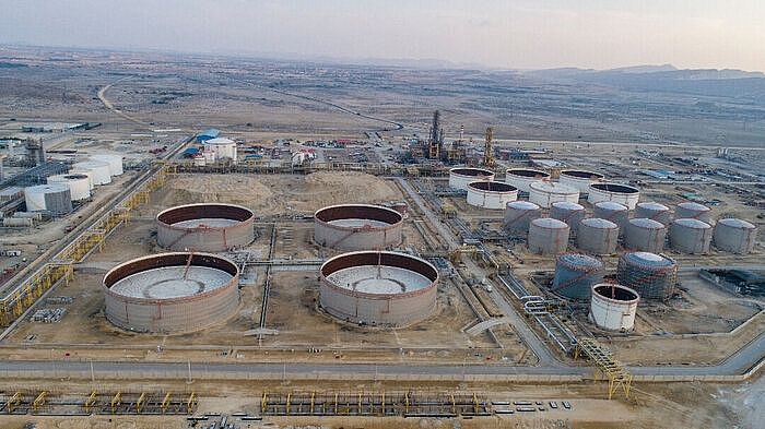 Iran mở thêm một nhà máy lọc dầu hạng nặng ở Vịnh Ba Tư