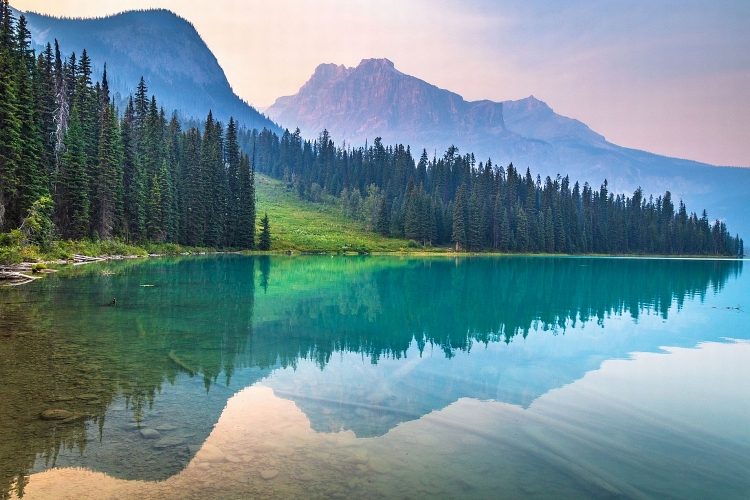 Những hồ nước đẹp nhất Canada Những hồ nước đẹp nhất Canada
