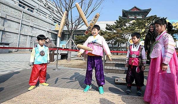 Phong tục đón tết Seollal của người Hàn Quốc