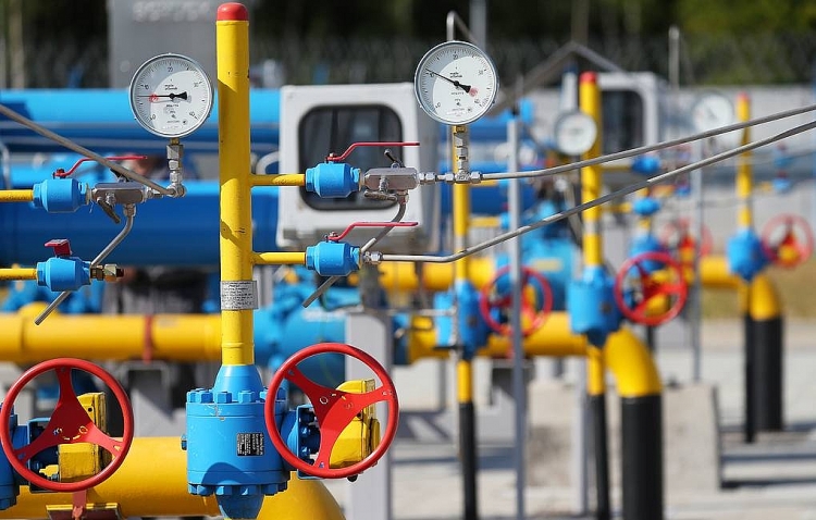 Vì châu Âu, Azerbaijan tự nguyện từ bỏ cạnh trạnh với khí đốt của Nga