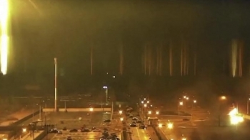 Nga cắt nguồn cung điện cho Ukraine sau khi nắm quyền kiểm soát nhà máy điện hạt nhân Zaporizhzhia