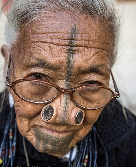 su that ve khuon mat phu nu khac thuong cua mot bo lac o an do