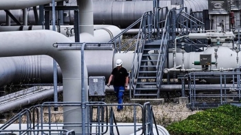 Nguồn cung khí đốt qua Nord Stream 1 sẽ giảm một nửa nếu tuabin không được trả lại Nga