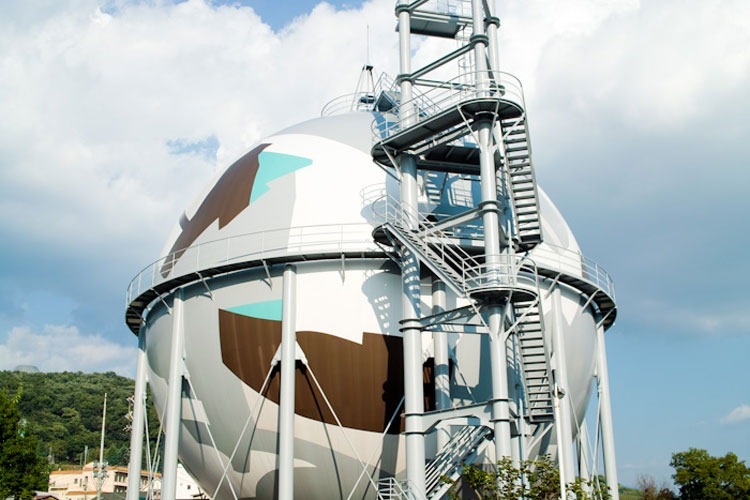 Cách người Nhật biến những bể khí đốt khô khan trở nên bắt mắt cach nguoi nhat bien nhung be khi dot kho khan tro nen bat mat