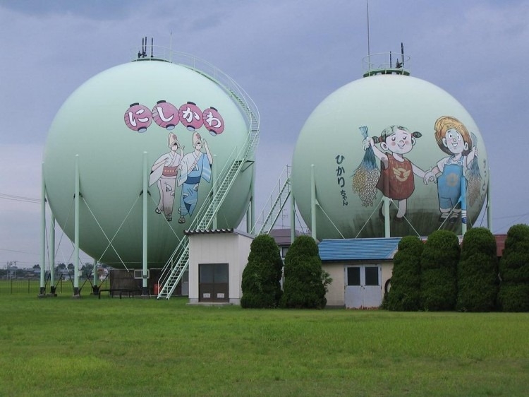 Cách người Nhật biến những bể khí đốt khô khan trở nên bắt mắt cach nguoi nhat bien nhung be khi dot kho khan tro nen bat mat