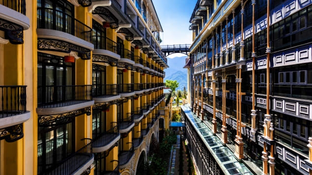 khach san hotel de la coupole long lay giua mien son cuoc sapa