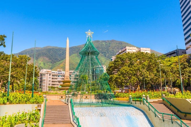 su that ve venezuela dang sau ten goi dat nuoc cua nhung hoa hau
