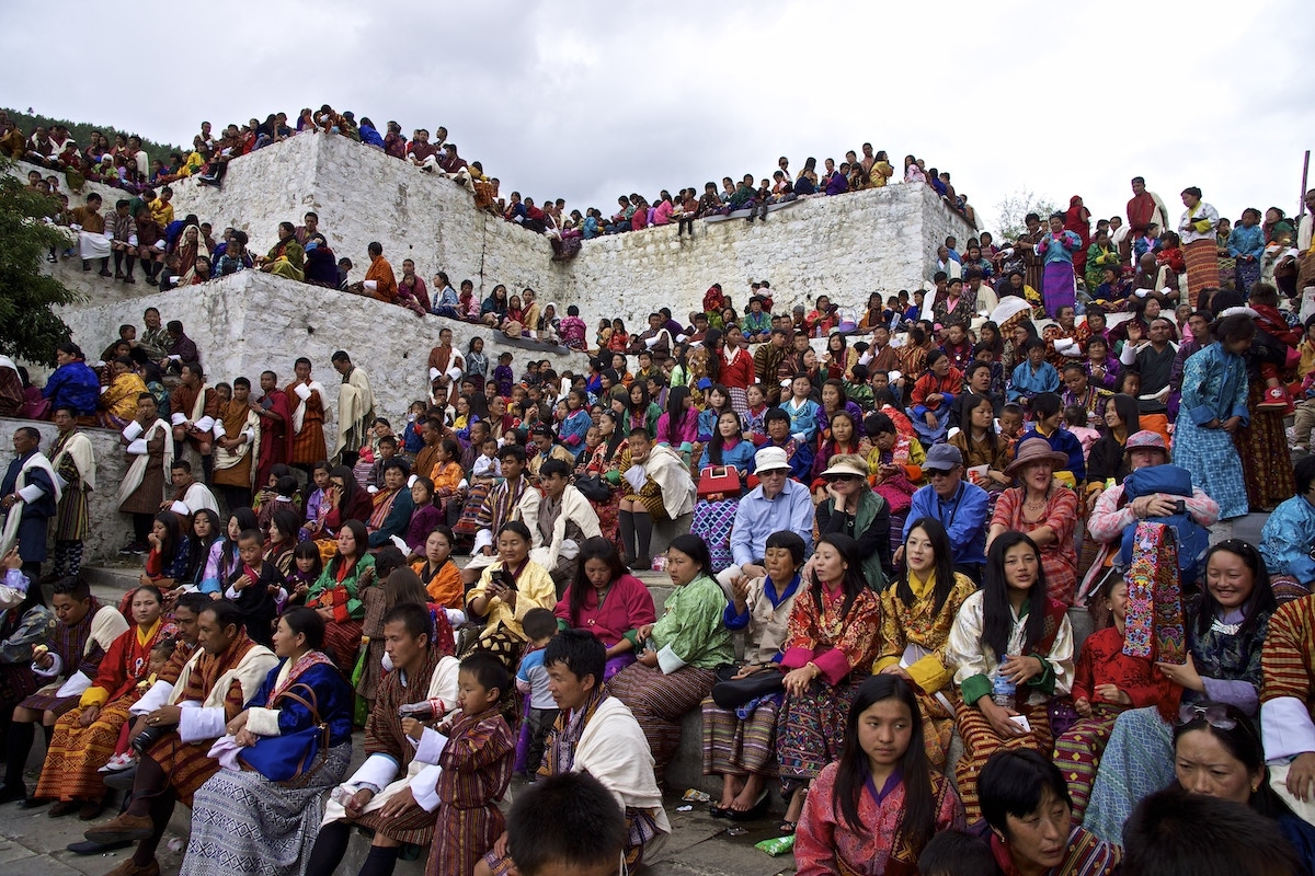 tim hieu van hoa truyen thong phong phu va le hoi linh thieng cua bhutan