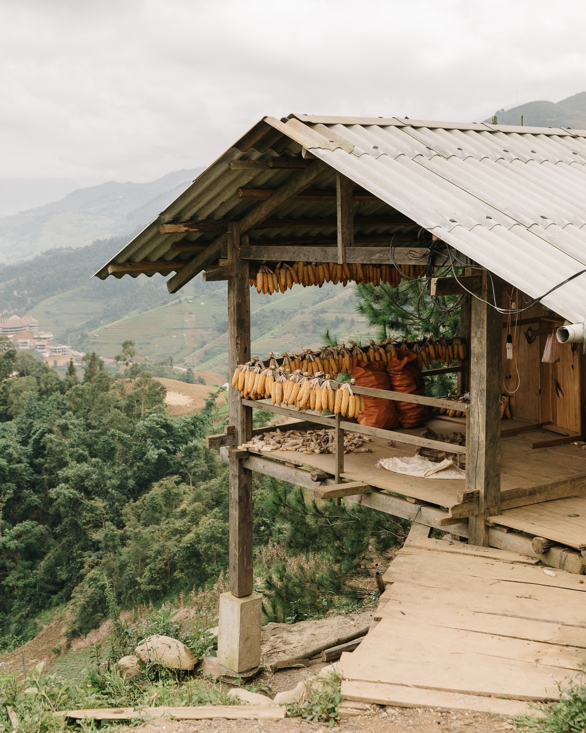Cuộc sống đời thường bình dị ở miền bắc Việt Nam dưới con mắt thẩm mỹ của nhiếp ảnh gia Bỉ cuoc song doi thuong binh di o mien bac viet nam duoi con mat tham my cua nhiep anh gia bi