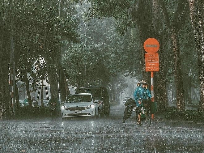 Dự báo thời tiết hôm nay ngày 29/10: Miền Bắc trở lạnh, miền Trung đề phòng lũ quét