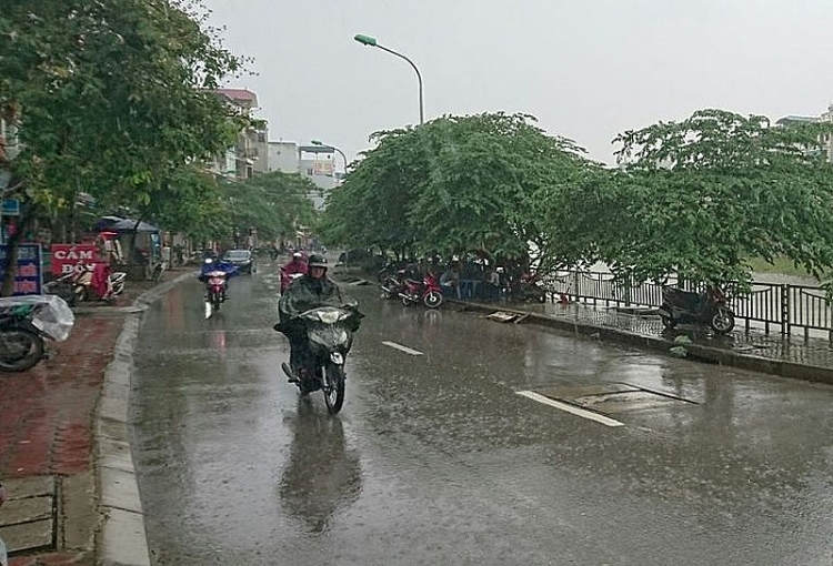 Dự báo thời tiết hôm nay ngày 14/11/2020: Miền Trung mưa lớn do bão số 13
