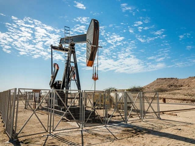 Giá dầu của Azerbaijan giảm trên thị trường thế giới