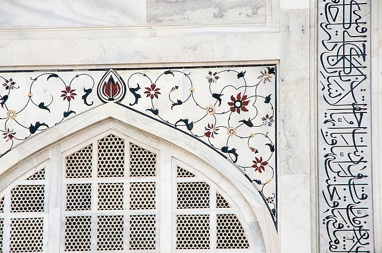 Sự thật kinh ngạc về Taj Mahal – Biểu tượng của Ấn Độ