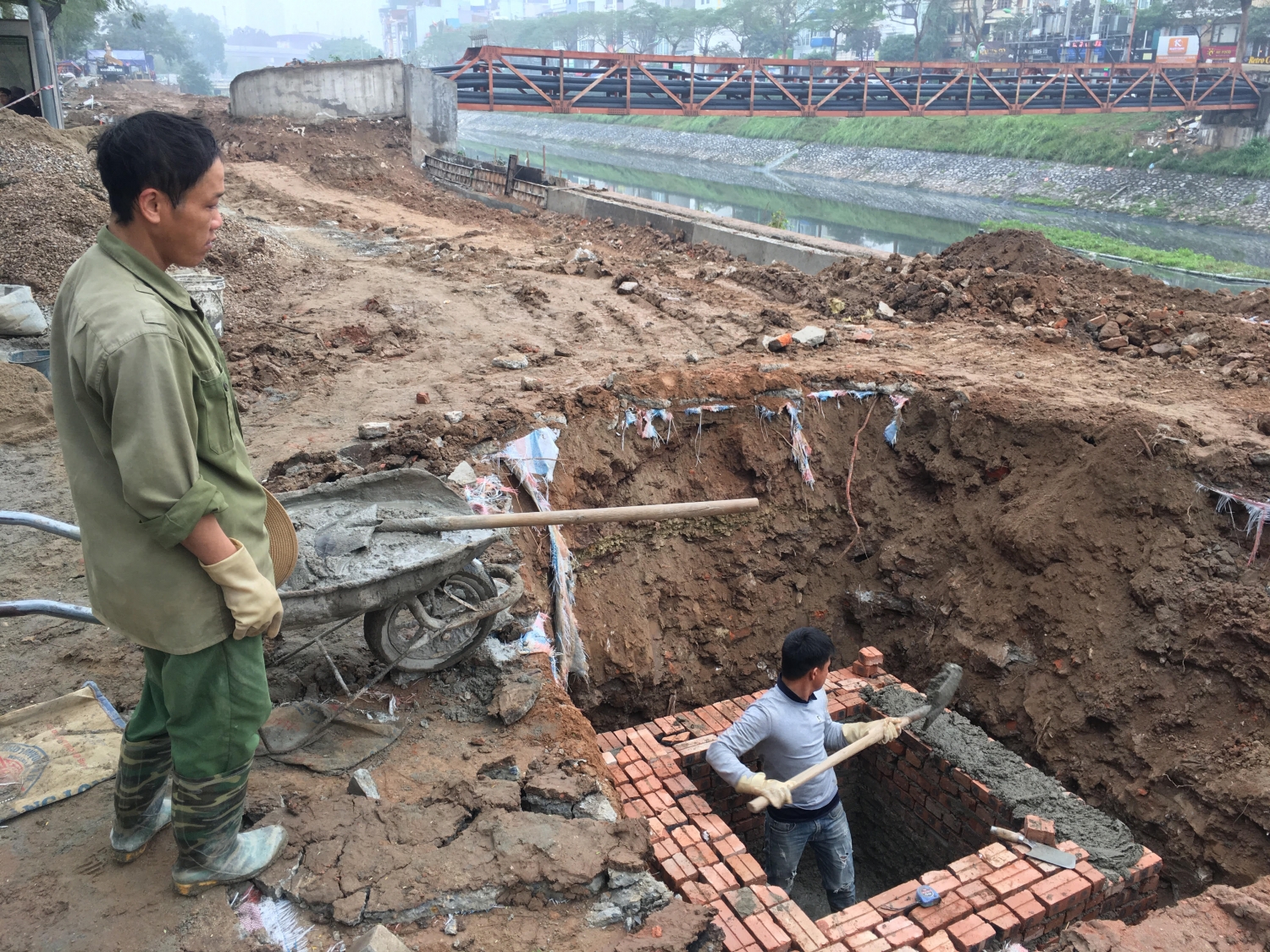 can canh tien do mo rong duong lang nhung ngay giap tet