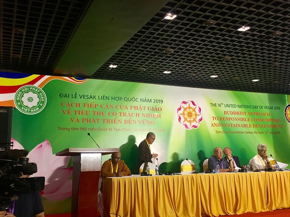 dai le vesak lhq 2019 voi hon 343 bai tham luan tieng anh tai hoi thao khoa hoc quoc te