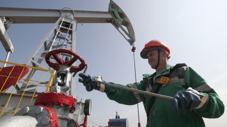 Mỹ hoan nghênh quyết định của OPEC+ và sự phối hợp chặt chẽ với Ả Rập Xê-út, UAE