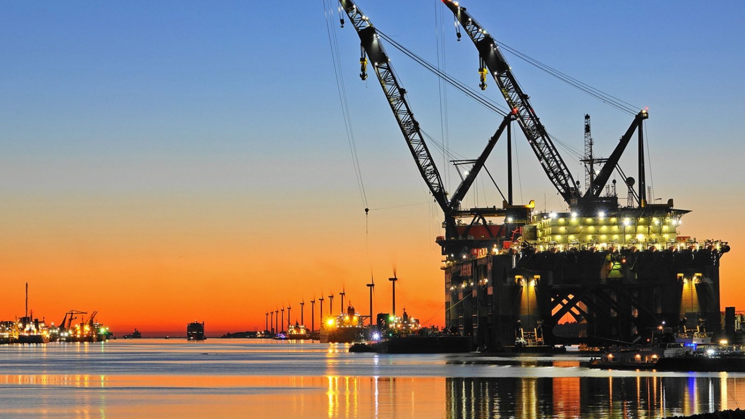 Hà Lan mời Shell, Exxon tham gia dự án lưu giữ carbon dưới biển trị giá 2,6 tỷ USD