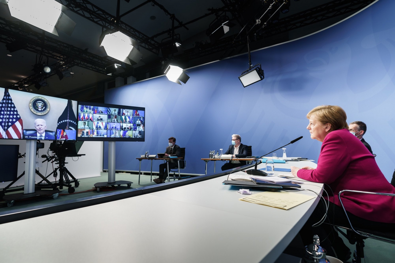 Tổng thống Biden phát biểu về châu Âu, hành động hướng về Trung Quốc Tổng thống Biden phát biểu về châu Âu, hành động hướng về Trung Quốc