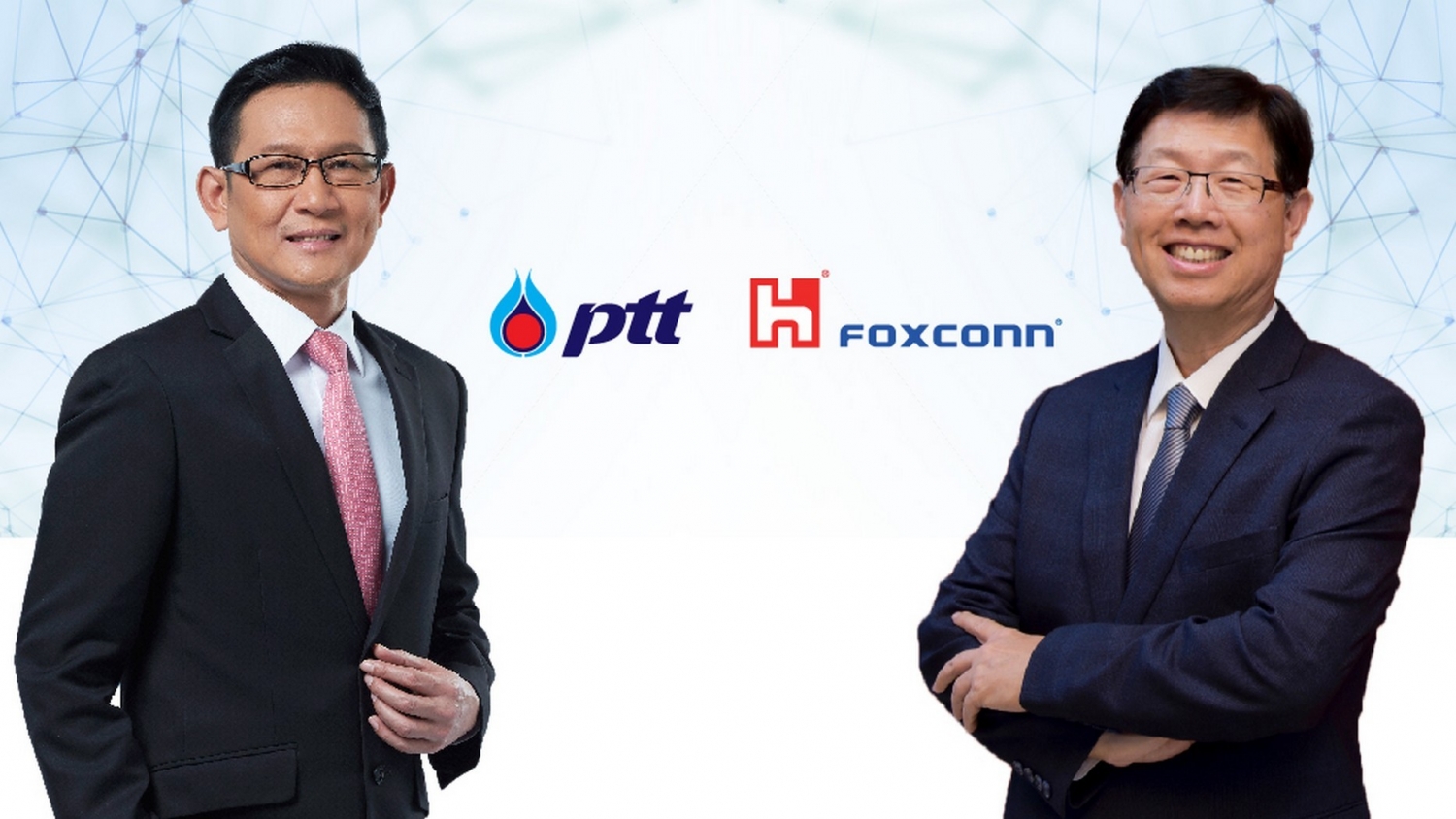 Tập đoàn năng lượng khổng lồ của Thái Lan PTT tăng mục tiêu tái tạo, để mắt đến liên doanh EV Tập đoàn năng lượng của Thái Lan PTT tăng mục tiêu năng lượng tái tạo, để mắt đến EV