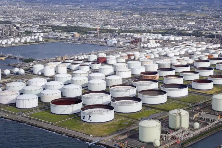 OPEC+ cắt giảm sản lượng dầu trước mùa đông làm gia tăng lo ngại lạm phát