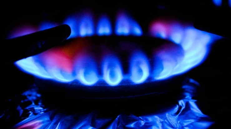 Giá khí đốt tăng cao phá kỷ lục ở châu Âu, đạt 1.300 USD/1.000 mét khối