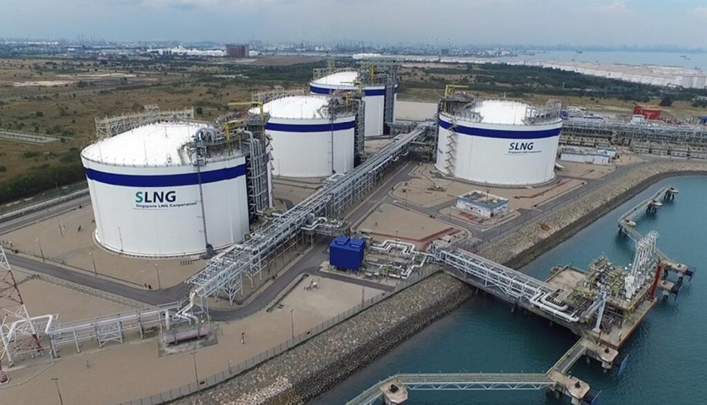 Chi phí điện toàn cầu tăng cao đang tàn phá thị trường điện của Singapore