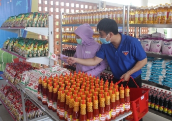 “Siêu thị 0 đồng” cho người nghèo sắm Tết