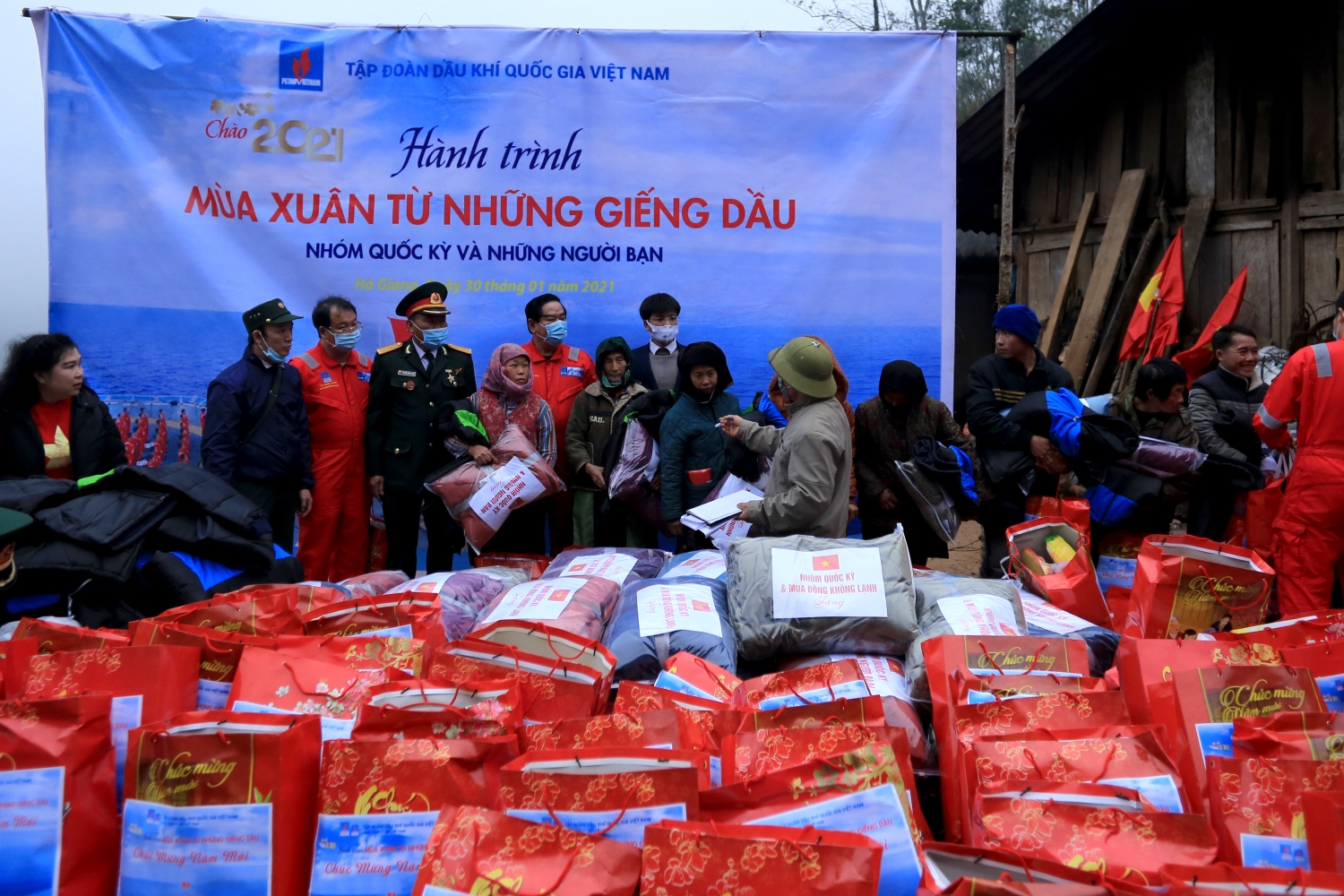 Người Dầu khí và vùng biên giới phía Bắc