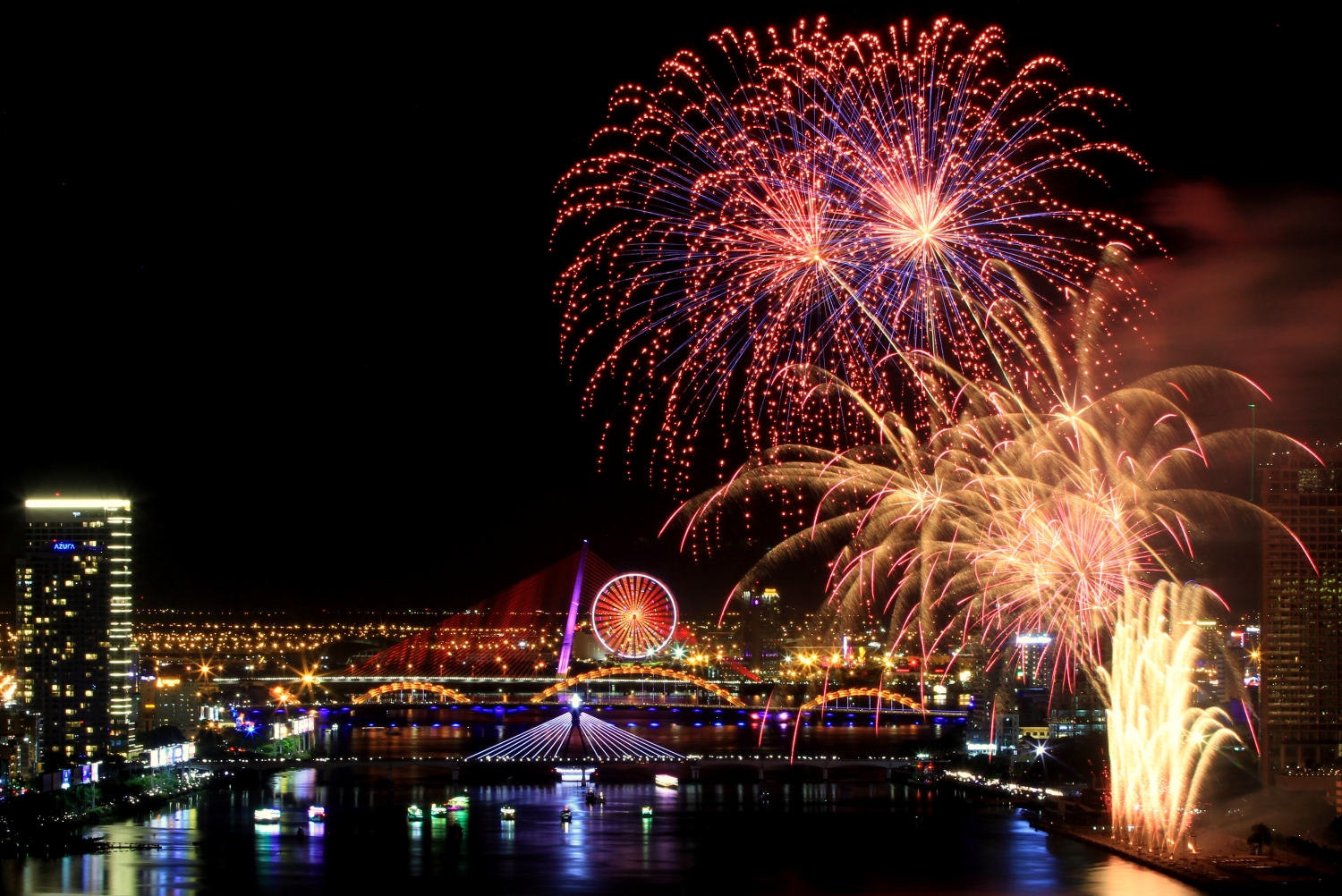 Lễ hội pháo hoa Đà Nẵng 2019 kéo dài hơn một tháng