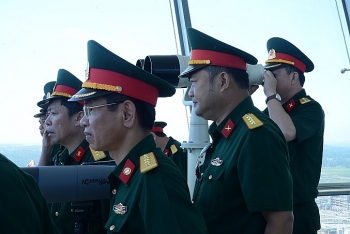 Đoàn cán bộ Học viện Quốc phòng nghiên cứu thực tế tại NMLD Dung Quất