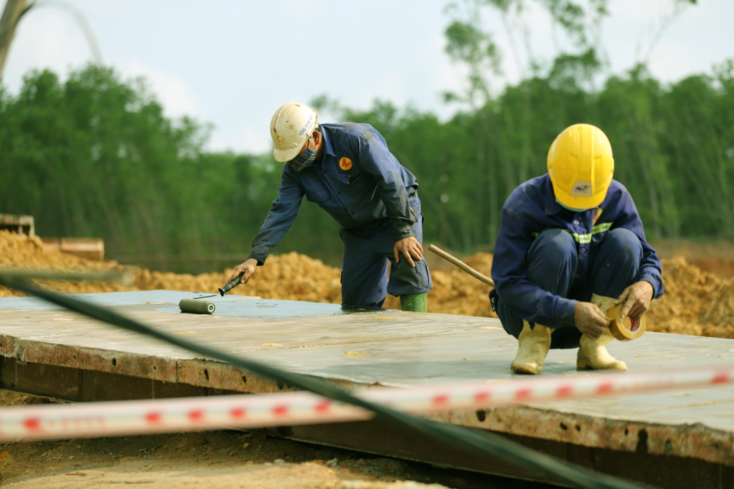 Công trường nắng lửa ở cao tốc có vốn đầu tư 7.700 tỷ đồng