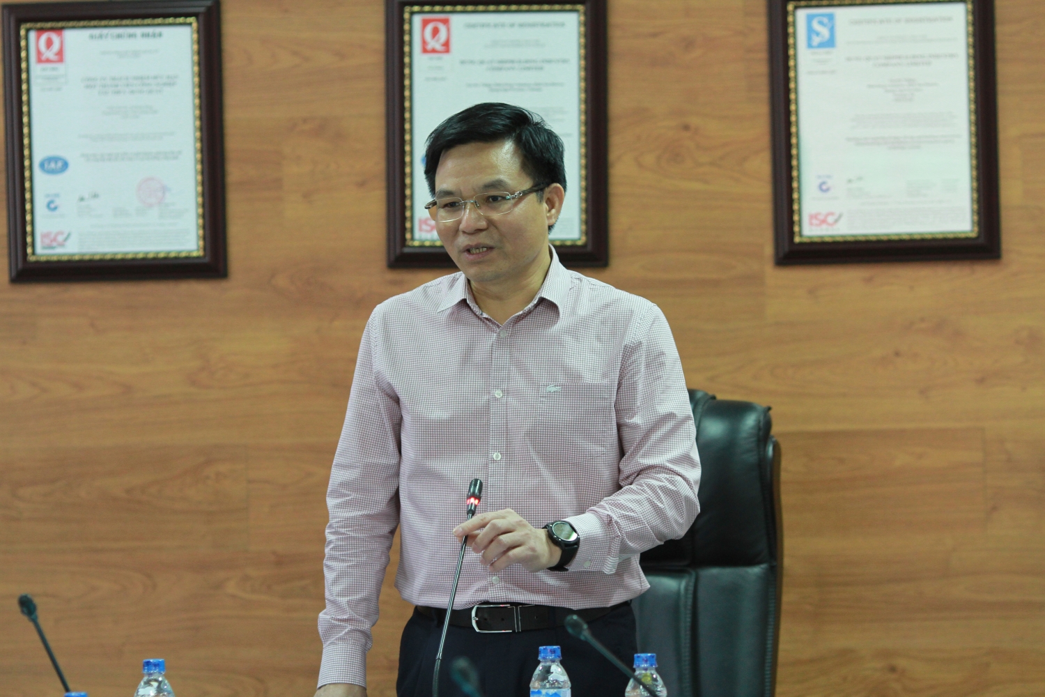 tong giam doc pvn le manh hung lam viec tai dqs