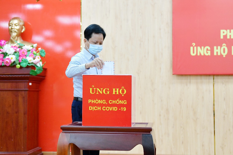 BSR ủng hộ 1 tỷ đồng cho Quỹ phòng, chống dịch Covid-19 tỉnh Quảng Ngãi