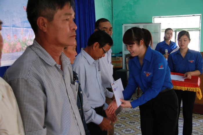 nhieu hoat dong y nghia cua tuoi tre tap doan dau khi tai quang nam