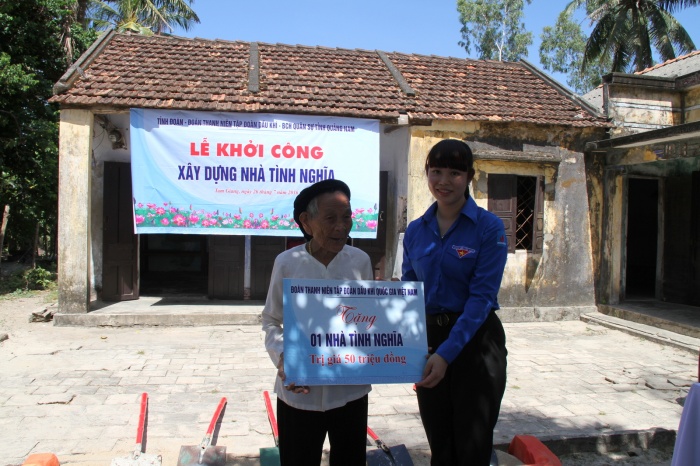 nhieu hoat dong y nghia cua tuoi tre tap doan dau khi tai quang nam