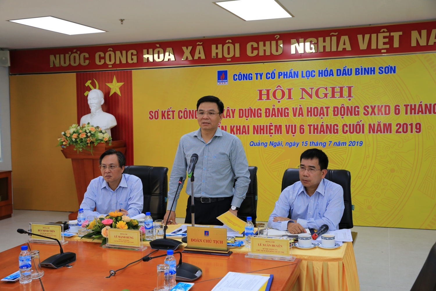 bsr dat doanh thu 50120 ty dong trong 6 thang dau nam