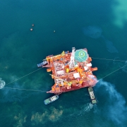 Giá dầu suy giảm, chuyển dịch năng lượng và Covid–19 đặt ra cho Petrovietnam nhiều thách thức cùng cơ hội