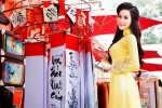 a hau bi an to uyen khoe duong cong voi ao dai