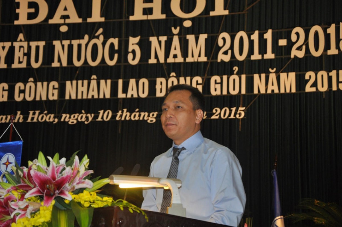 ​EVNNPC: Tuyên dương tập thể, cá nhân có thành tích xuất sắc