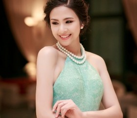 Ngọc Hân đẹp lên mỗi ngày
