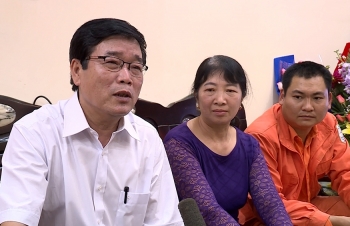 Cha của tiền vệ Lương Xuân Trường: “Tình yêu bóng đá di truyền từ bố sang con”