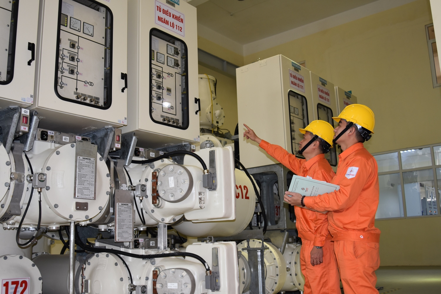 EVN sẵn sàng đảm bảo cung cấp điện phục vụ nhân dân cả nước dịp Tết Nguyên đán Kỷ Hợi 2019