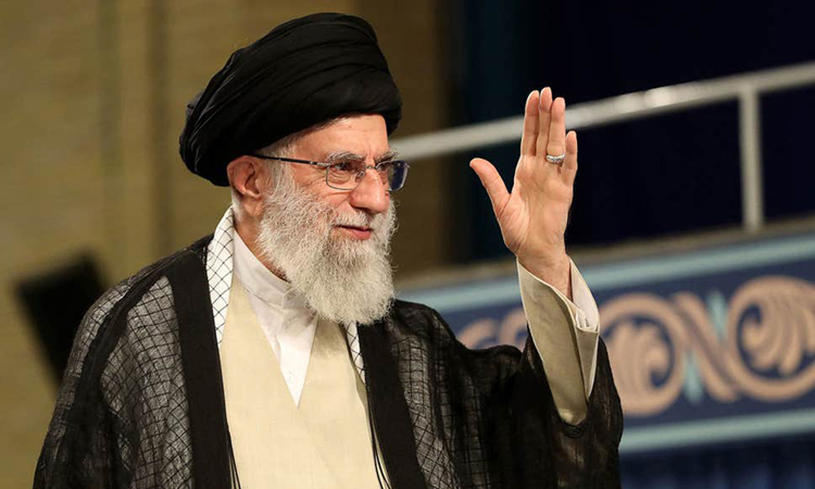 Lãnh tụ tối cao Iran nói "tát vào mặt" Mỹ Lãnh tụ tối cao Iran nói