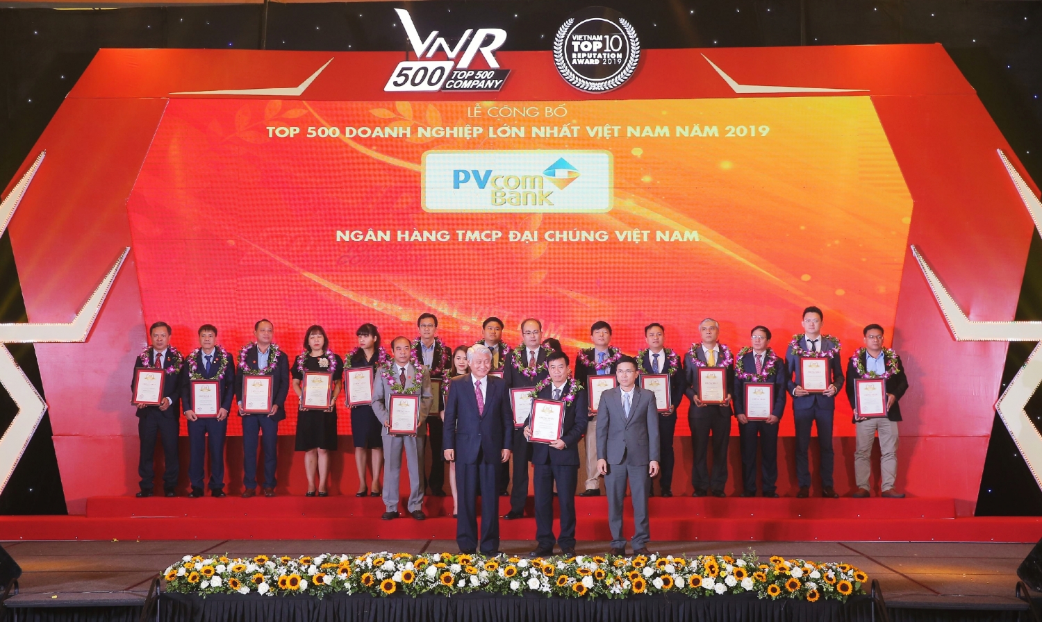 PVcomBank 5 năm liên tiếp được vinh danh “Top 500 doanh nghiệp lớn nhất Việt Nam”