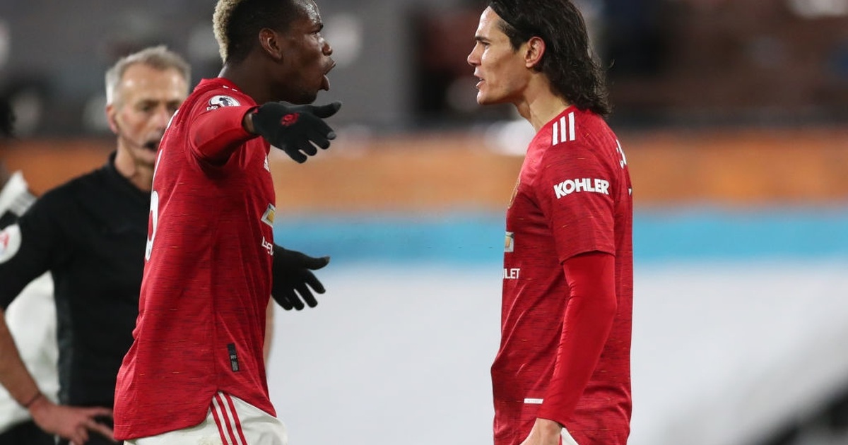 Pogba tiếp tục thăng hoa, Man Utd trở lại ngôi đầu bảng