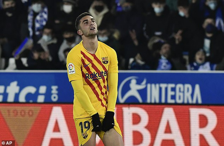 Real Madrid hòa thất vọng, Barcelona vươn lên thứ 5 ở La Liga - 8